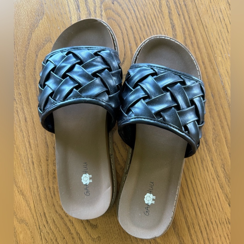 Woven Slide Sandals in Black - Comfort Footbed
